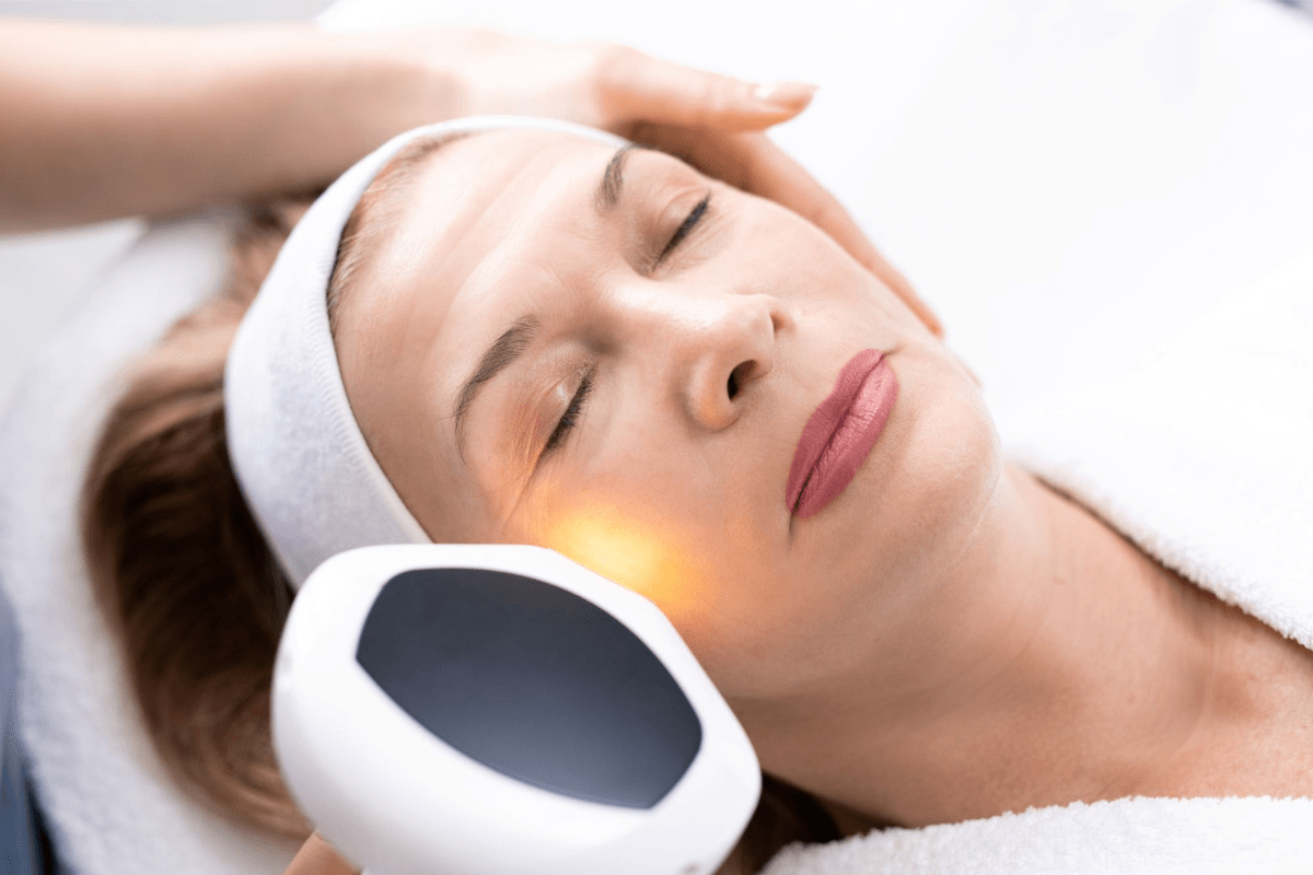 Laser Skin Resurfacing For Acne Scars & Wrinkles